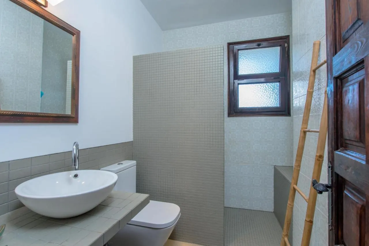 Vila Sr-42 Begur Sa Riera 8 Pax 0*,  Španělsko